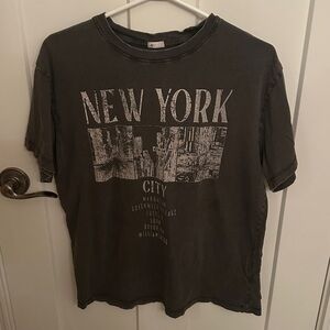 Garage Charcoal Graphic New York City  Tee, size XS